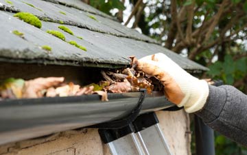 gutter cleaning Geuffordd, Powys